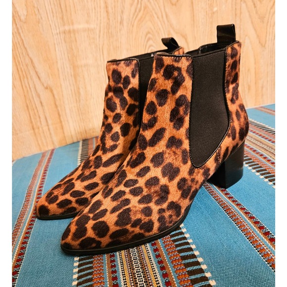 Nine West Leopard Chelsea Mid Heel Pull On Bootie Size 6 M Boots - Picture 2 of 8